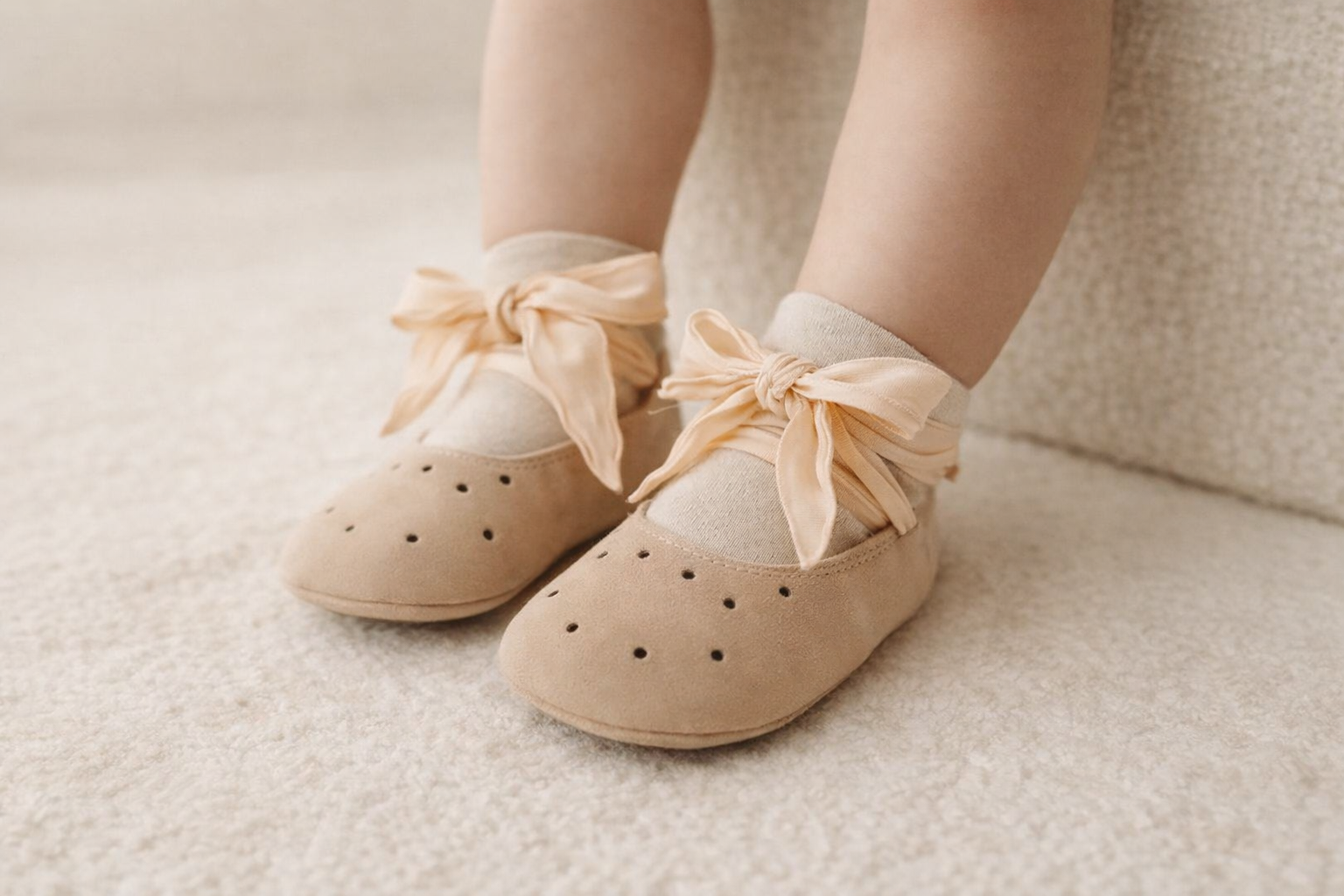 Ballerinas with laces