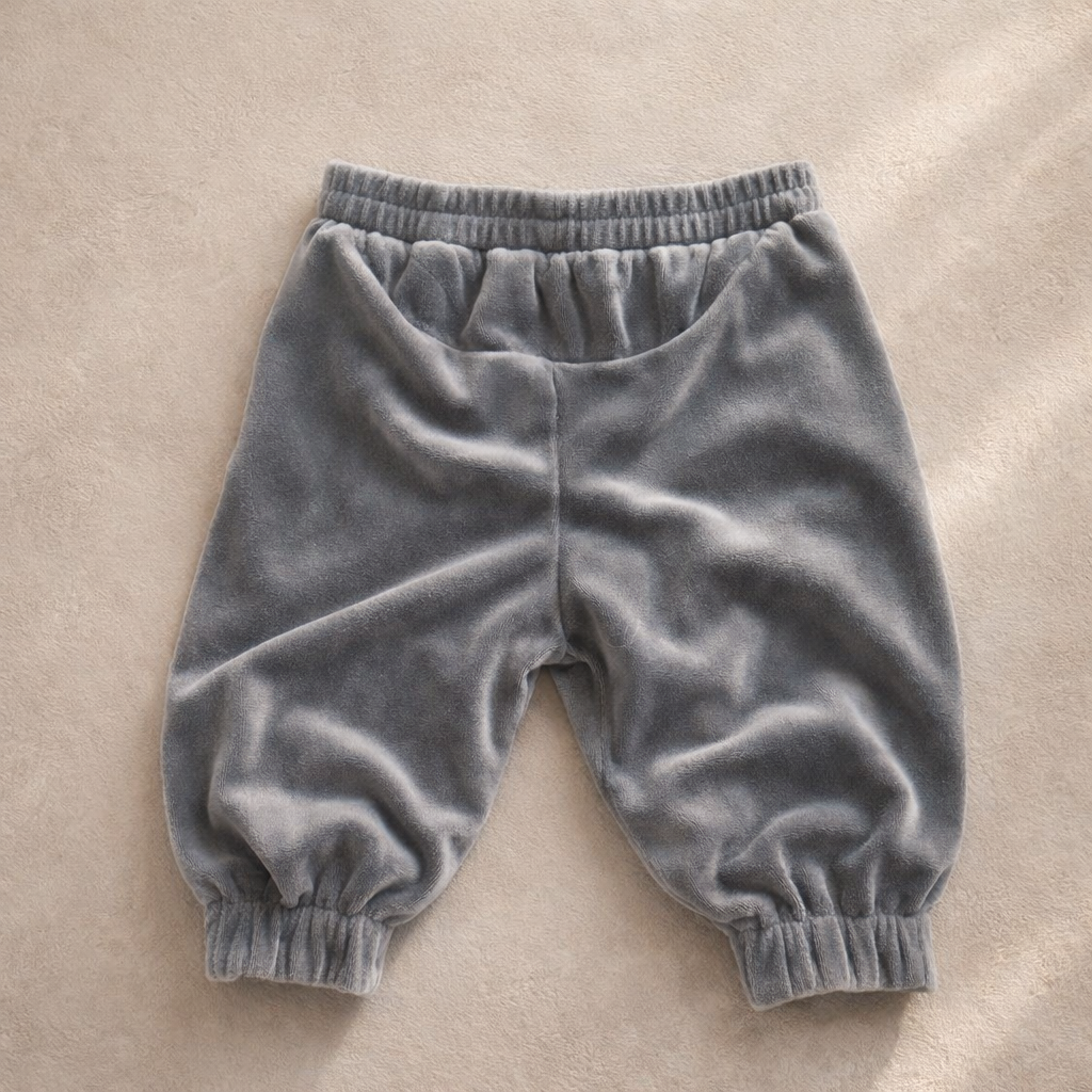 Velour pants with zip